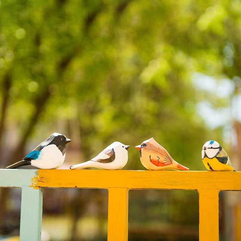 Art Craft Ideas For Christmas - Hand Carved Wooden Bird Figurine DIY
