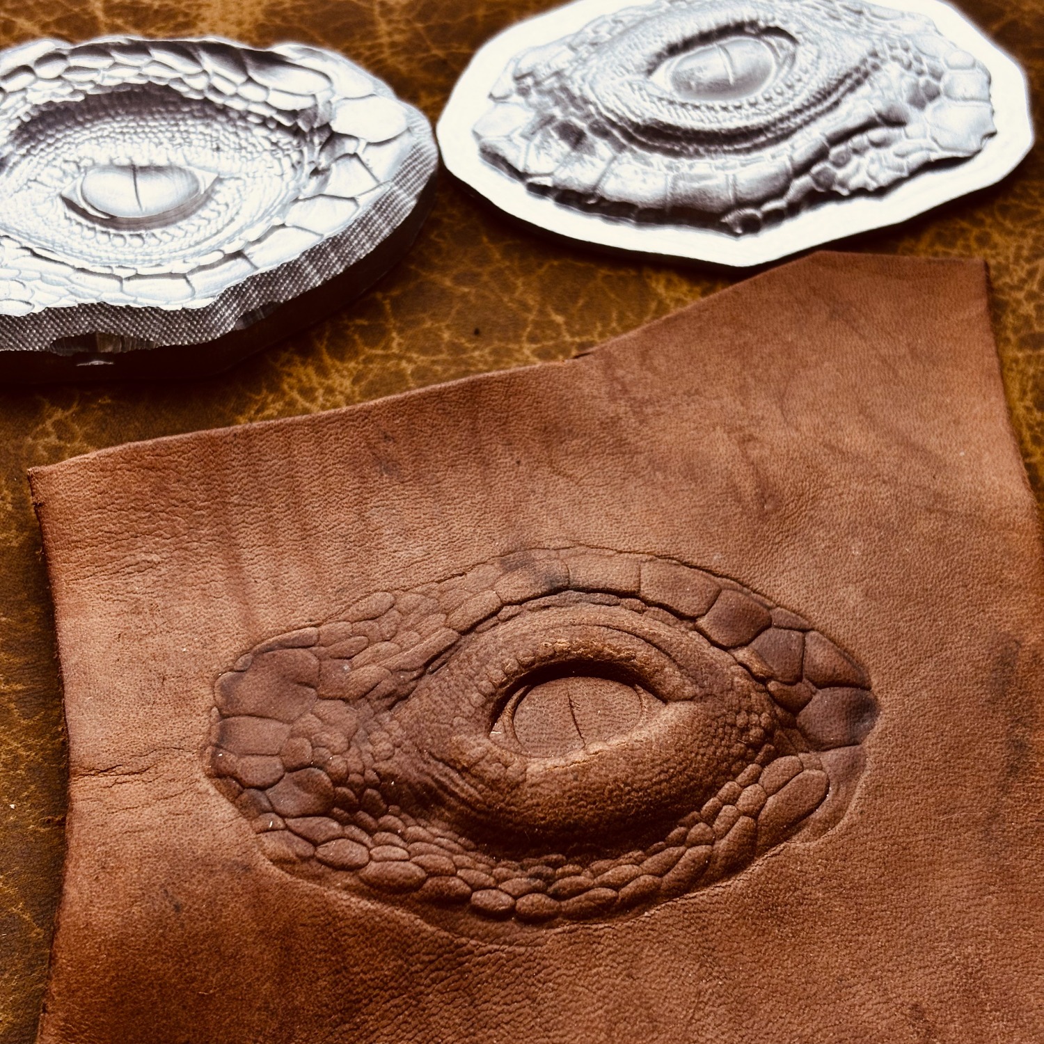 Dragon Dinosaur Eye Leather Em - Dinosaur And Craft recension och pris